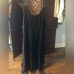 JOSEPH RIBKOFF maxi dress, slits 💞